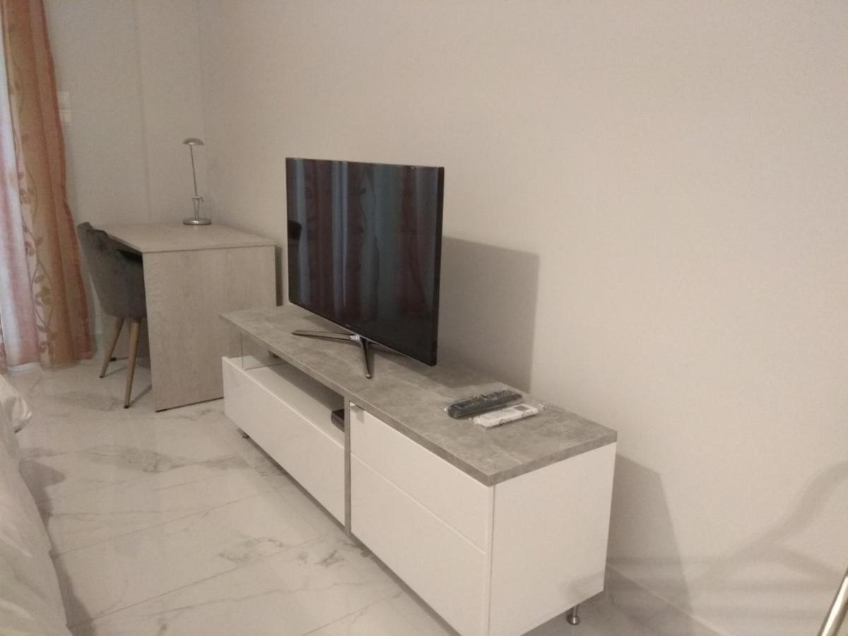 V17 Syntagma Studio เอเธนส์ ภายนอก รูปภาพ